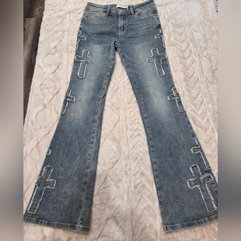 Trendy Stylish Women's Blue Jeans with Cross Stitching - Size 3/26
